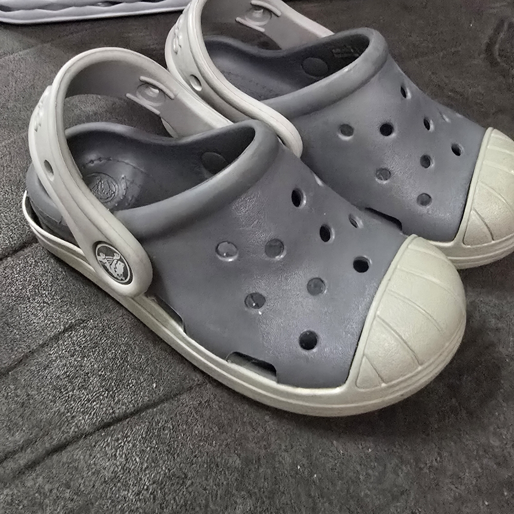 CROCS Kids Gray and Cream Water Shoes